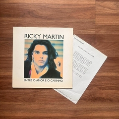 LP Ricky Martin – Entre O Amor E O Carinho (1993) Mix Promo