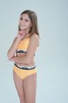 BIKINI LIRA CON ELASTICO EN CORPIÑO Y CINTURA NARANJA