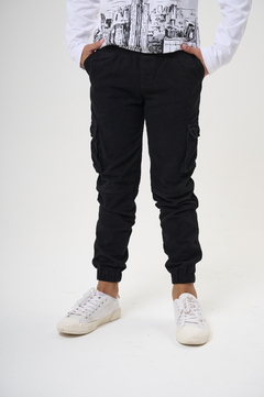 PANTALON CARGO NEGRO