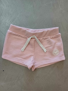 SHORT BEBÉ RUSTICO CON ESTAMPA ROSA