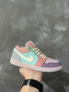 AIR JORDAN 1 LOW ' EASTER PASTEL ' na internet