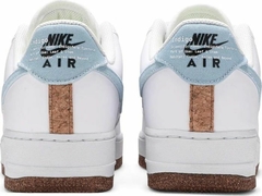 Nike Air Force 1 '07 LV8 'Indigo' na internet