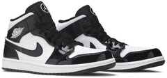 AIR JORDAN 1 MID SE 'CARBON FIBER - A22 SNEAKERS  | Loja Online de Sneakers 