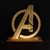 Vingadores Logo- Luminária Led 3d com Base de Madeira na internet