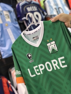 Camiseta Ferro Carril Oeste Titular 2024 Lyon - comprar online