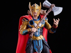 Thor con Armadura | Thor: Love and Thunder | Marvel Legends - comprar online