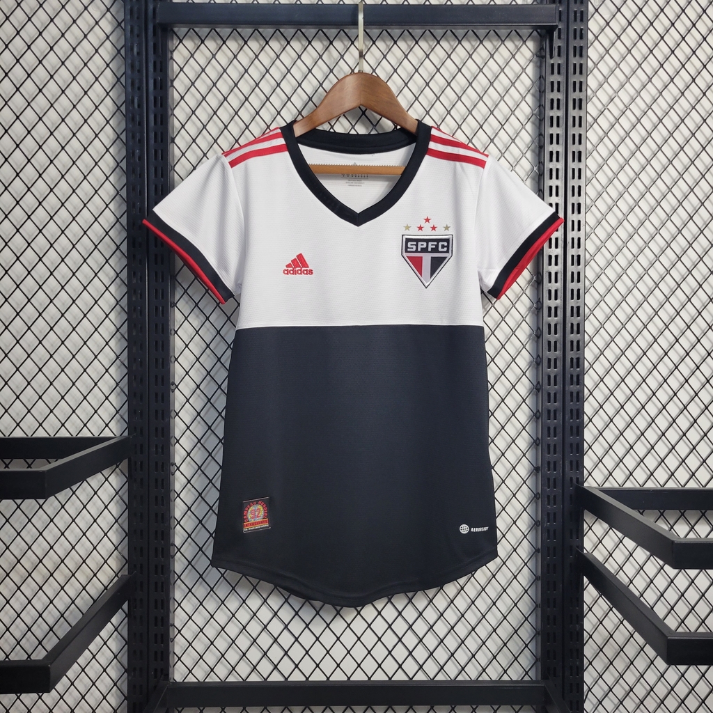 Bebe com camisa do 2025 sao paulo