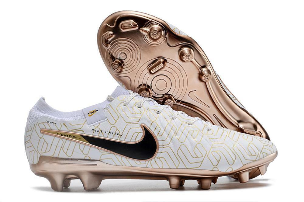 Chuteira Nike Tiempo Legend 10 FG Branco e Dourado