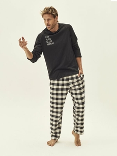 Pijama a cuadros, dos piezas de jersey con estampa y viyela, pantalon con bolsillos laterales y tras (298047) en internet