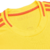 Camisa titular da seleção colombiana 2024/25 Adidas. Camisa amarela vibrante com detalhes em laranja nas laterais e na barra traseira, inspirado na fênix. As três listras da Adidas nas mangas e na faixa da nuca completam o visual.