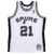 Regata San Antonio Spurs 1998/99 Mitchell & Ness em branco, cinza e preto, destacando a vitória nas Finais da NBA contra o New York Knicks. Adquira com 10% de desconto na primeira compra e frete grátis para todo o Brasil na Tevo Sports.