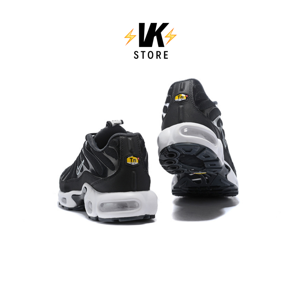 Air Max Plus TN Black White Comprar en VEKICKZ