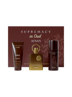 Set de productos de Afnan que incluye gel de ducha, perfume y spray corporal de la línea Supremacy in Oud.