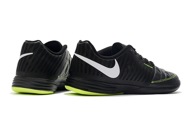Nike hotsell lunarlon black