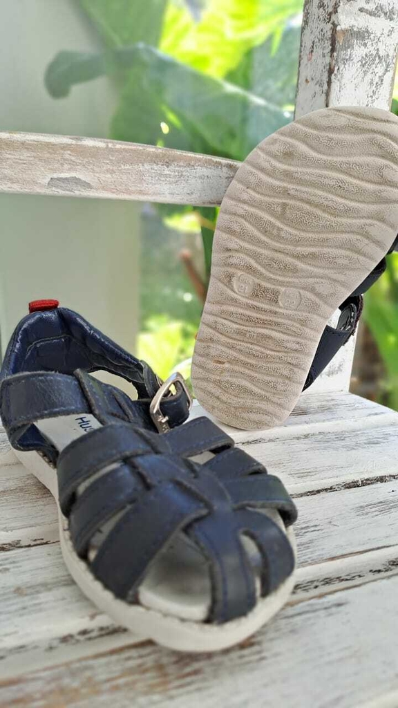 Sandalias tipo franciscanas azules. HUSH PUPPIES. Talle 21 22