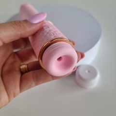 VIBRADOR VAI E VEM E SUGADOR DE CLITORIS - Topa? Boutique Sensual