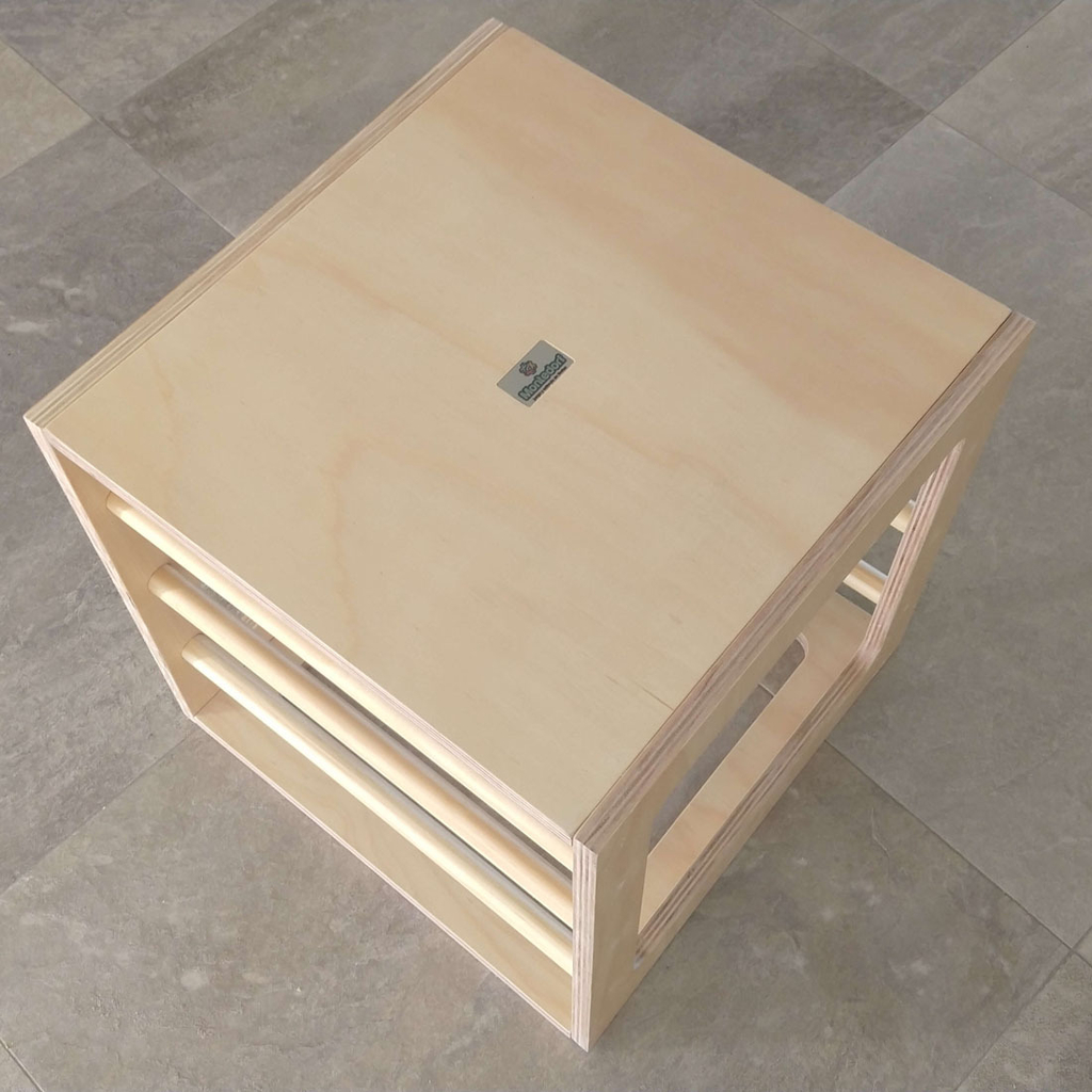 Cubo Pikler de madera – La Fábrica de Juguetes UCO