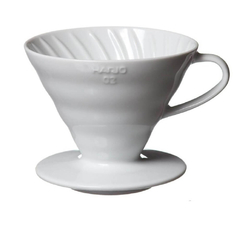 Suporte para filtro de café Hario V60-02 em porcelana branca, com design elegante e moderno.