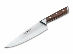 Uma faca para chef de cozinha, com lâmica de 20cm de aço inox, bem afiada e com cabo de madeira, da marca Böker importada da Alemanha