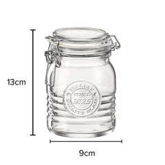 um pote de vidro com tampa hermética da marca officina com suas medidas correspondentes