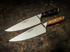 uma dupla de facas importadas da alemana da marca Böker