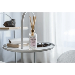 Difusor De Aromas 250ml Equilíbrio Chá Branco - Mels Brushes - comprar online