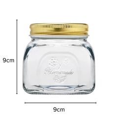 um pote de vidro com medidas 9cm por 9cm e tampa de metal