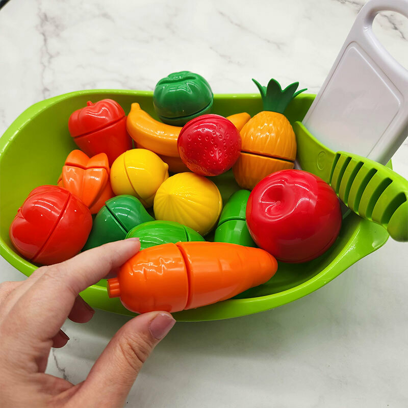 Set Chop Chop De 14 Frutas y Verduras Reutilizables con Canasta + Tabla y  Cuchillo para cortar de Juguete