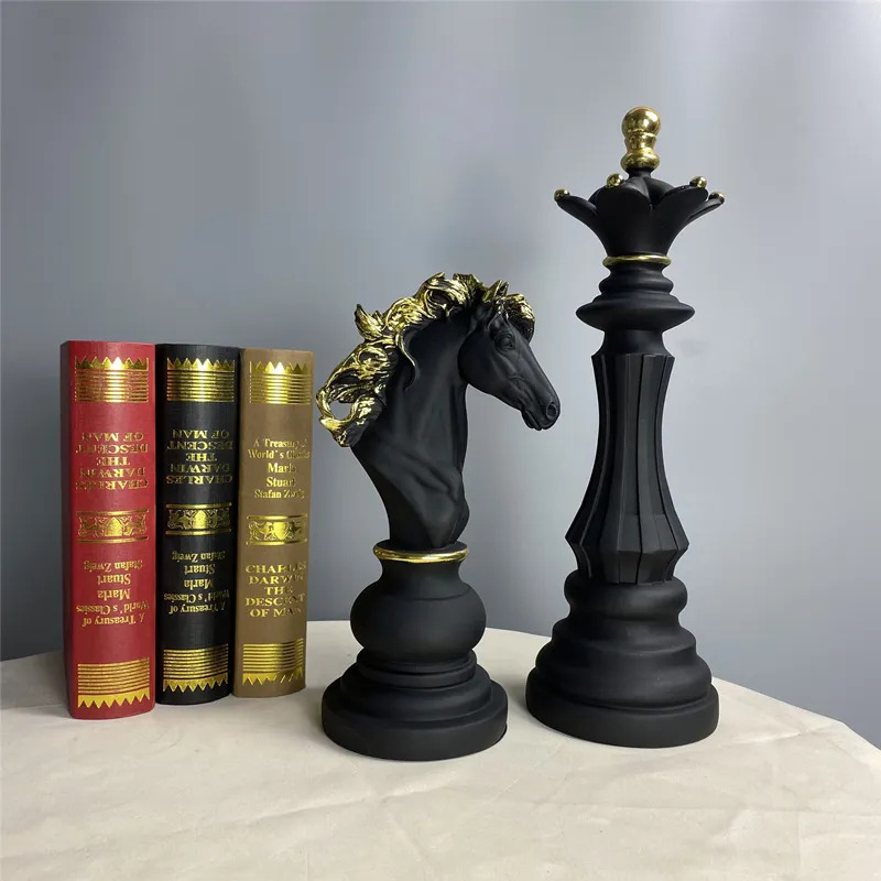 Estatuetas Rei e Rainha - Peças decorativas De Xadrez - Decoração
