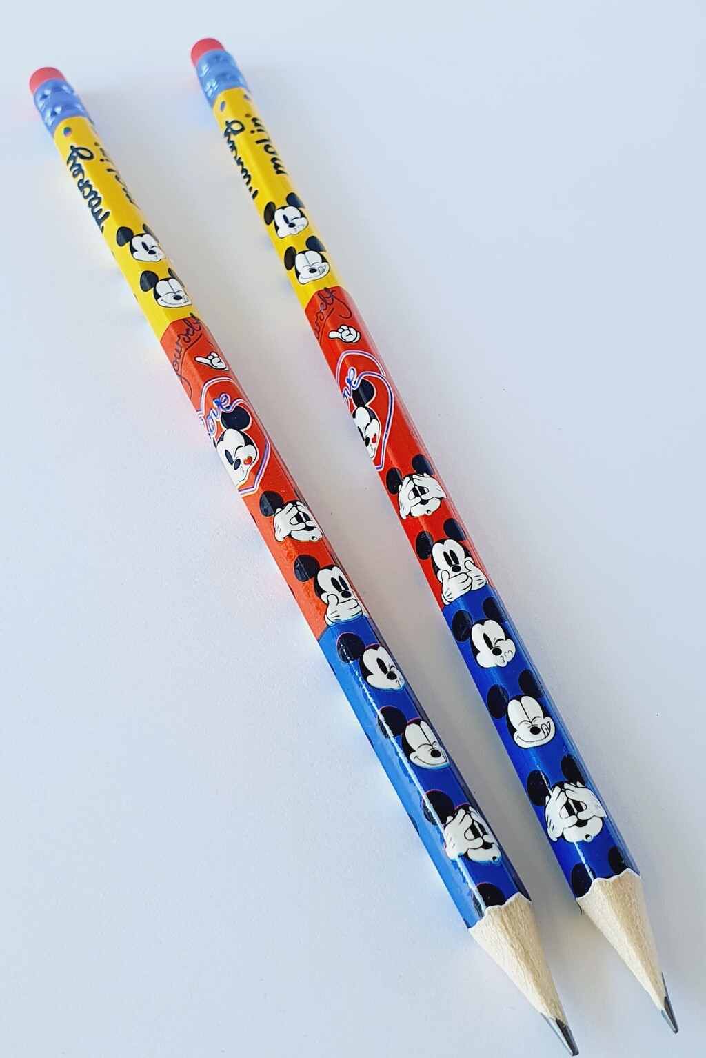 LAPIS COR MICKEY BT C/12 CORES MOLIN - Papelaria Grafitre - Papelaria  Grafitte