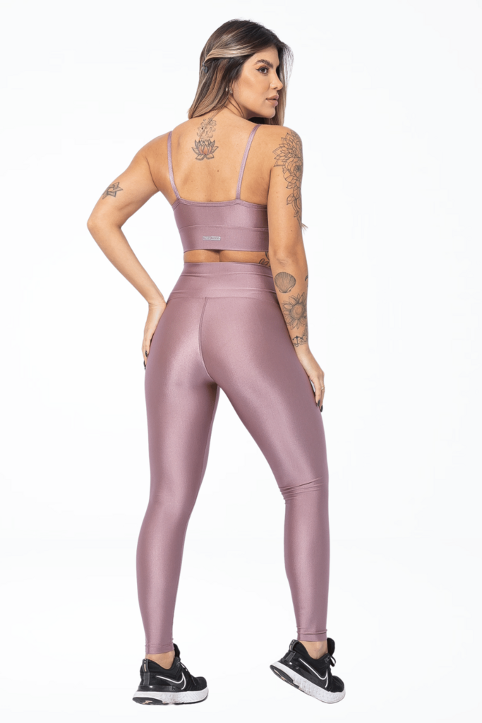 https://acdn.mitiendanube.com/stores/002/377/453/products/legging-power-glow_1030_rose-gold_b1-2582a3f7467f7acf5216949523218058-1024-1024.png
