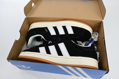 Adidas Campus 00s 'Black White Gum' en internet