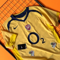 RETRO ARSENAL 2005/06 VERMELHA - (cópia) - comprar online