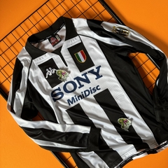 RETRO JUVENTUS 98 MANGA LONGA - CAMISA 1