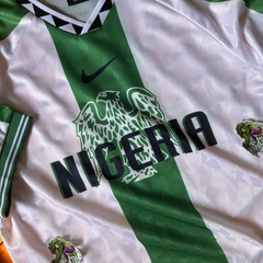 RETRO NIGÉRIA AWAY NIKE 1996 BRANCA E VERDE - Pedrin: personalizações exclusivas