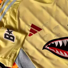 Imagem do ESPANHA EDIÇÃO ESPECIAL BAPE TEETHS CAMISA AWAY 2024/25 PERSONALIZAÇÃO FRASE