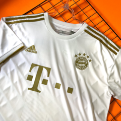 BAYERN AWAY 22-32