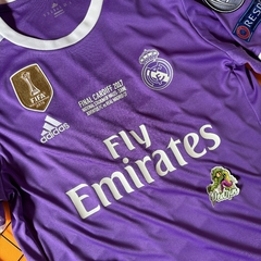 REAL MADRID HOME 17/18 TODOS OS PATCHES - BRANCA - (cópia) on internet