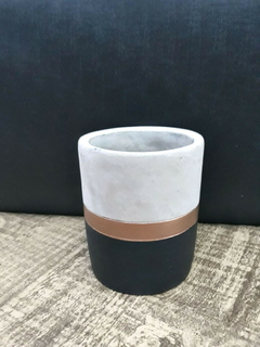 Molde De Silicone Para Vaso de Concreto com faixa G