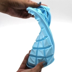 Cubetera hielera de silicona flexible con tapa - Anantrade- My shop Kawaiii