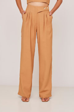 Calça Pantalona Chiara - Camel - comprar online