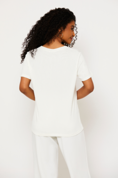 T-shirt Maria - Off White na internet