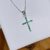 Cadena cruz latina circones verde