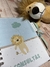 A caderneta de saúde Leão perfeitinho vai acompanhar seu bebê desde o nascimento até os 09 anos, principalmente em seu primeiro aninho de vida. Perfeita para organizar e documentar o crescimento/saúde do seu bebê.