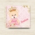 Livro do bebê (versão simples) Ursinha princesa Nosso livro do bebê é perfeito para registrar as memórias do seu amor, com espaço para fotos, anotações e muito mais!