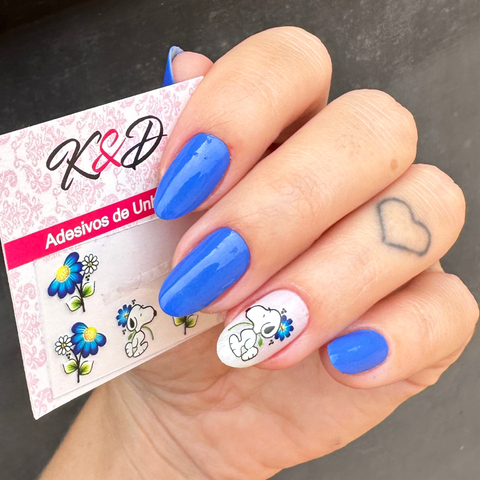 Adesivos de Unha 3D Flor Azul e Snoopy - comprar online
