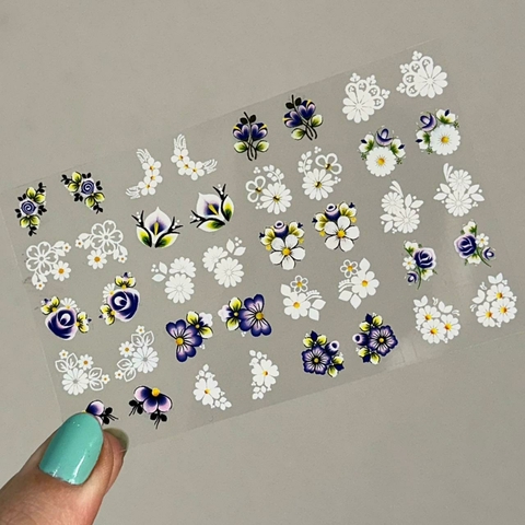 40 Adesivos de Unha 3D Margaridas Brancas e Flores Lilás