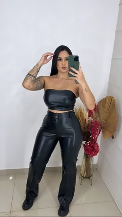 Cal a Wide Leg Couro Fake com elastano