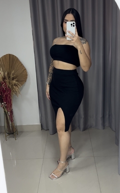 Conjunto Top + Saia Mídi Canelado - Preto - comprar online