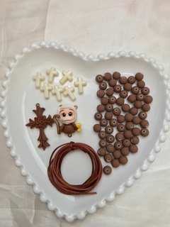 Kit Montagem Terço Infantil de Biscuit - Donana Biju